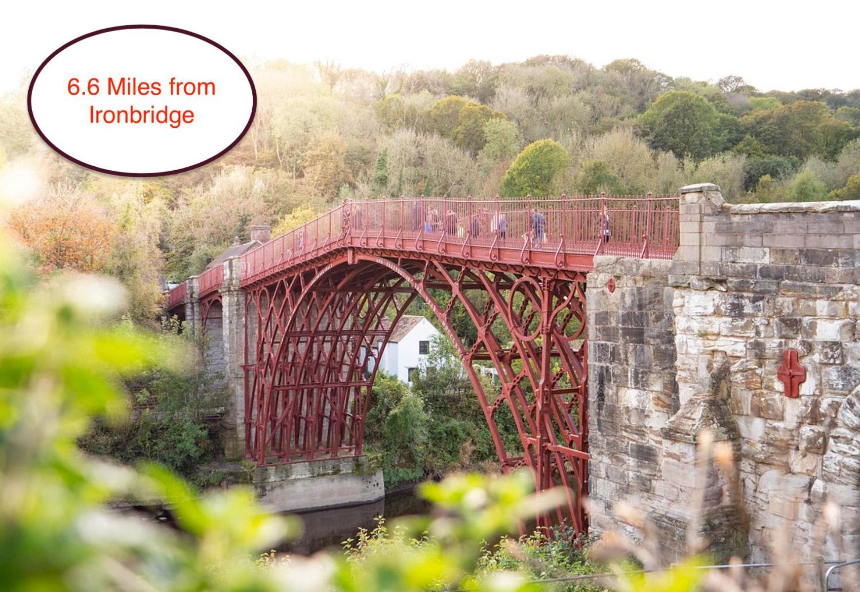 247 Serviced Accommodation In Telford- 3Br House Eksteriør bilde